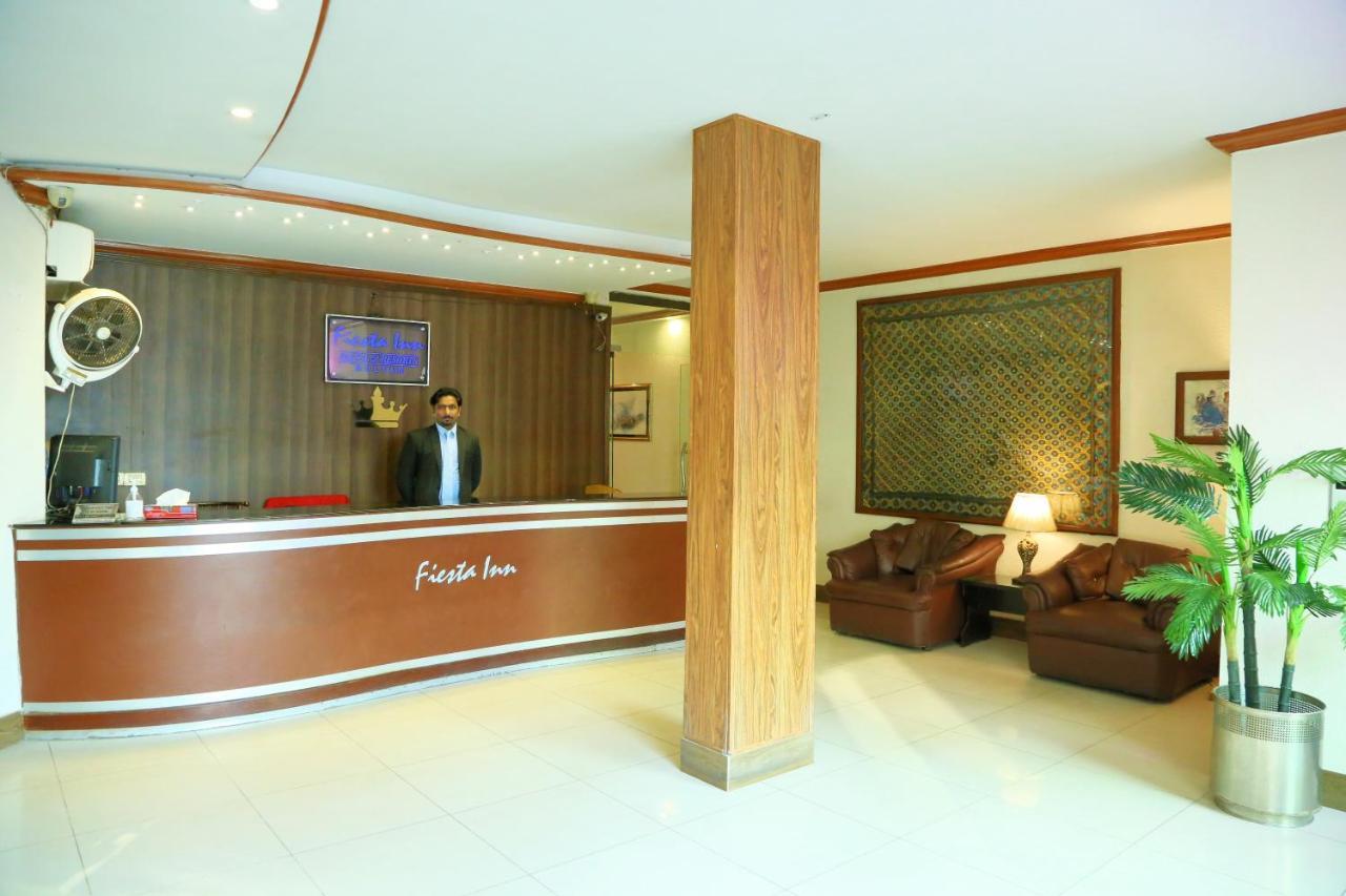 Fiesta Inn Hotel & Resorts Multan Exteriör bild