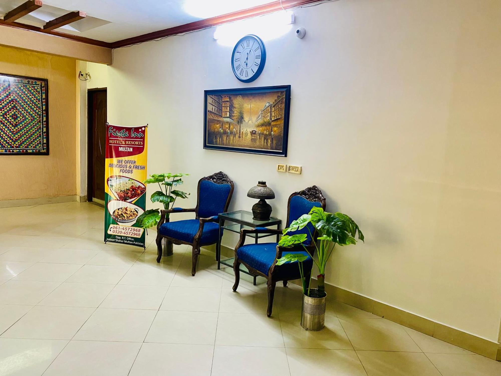 Fiesta Inn Hotel & Resorts Multan Exteriör bild